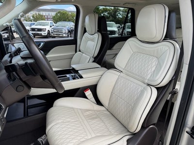 2022 Lincoln Navigator Black Label | HD Tow Pkg. | Wireless CarPlay | 4WD