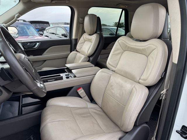 2023 Lincoln Navigator L Reserve | 22" Wheels | Wireless CarPlay | 4WD