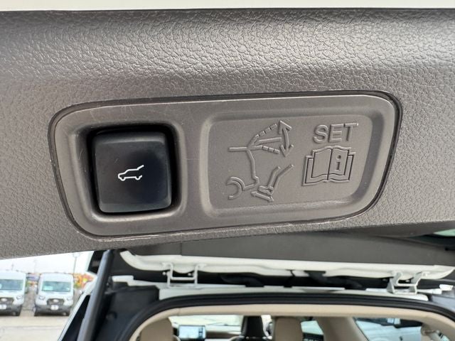 2023 Lincoln Navigator L Reserve | 22" Wheels | Wireless CarPlay | 4WD