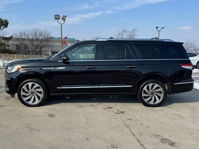 2022 Lincoln Navigator L Reserve