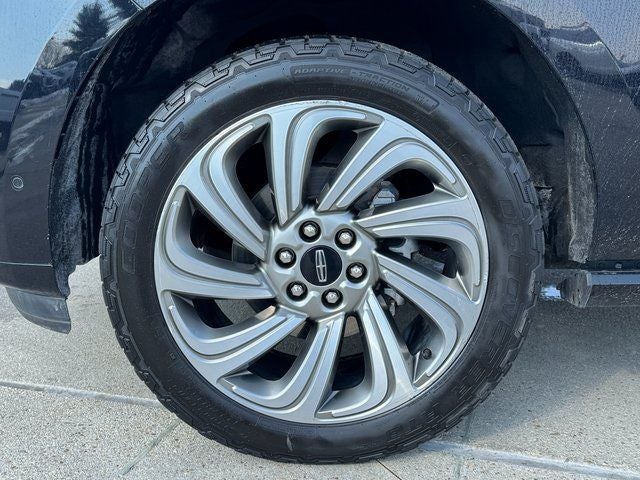 2022 Lincoln Navigator L Reserve