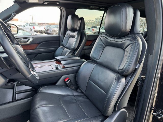 2022 Lincoln Navigator L Reserve