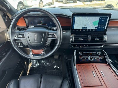 2022 Lincoln Navigator L Reserve