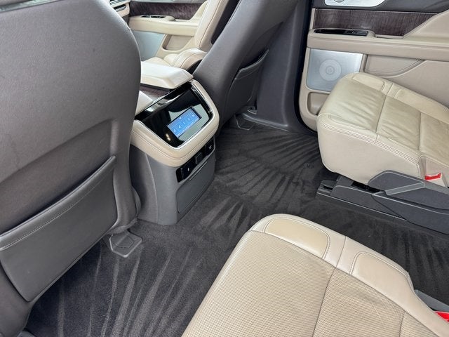 2022 Lincoln Navigator L Reserve | 2nd Row Capt. Chair w/ Massage | 4WD