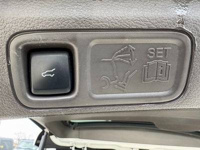 2022 Lincoln Navigator L Reserve | 2nd Row Capt. Chair w/ Massage | 4WD