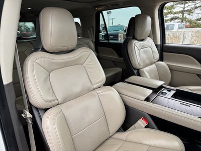 2022 Lincoln Navigator L Reserve | 2nd Row Capt. Chair w/ Massage | 4WD