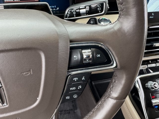 2022 Lincoln Navigator L Reserve | 2nd Row Capt. Chair w/ Massage | 4WD