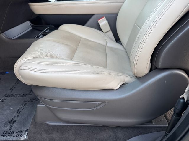 2022 Lincoln Navigator L Reserve | 2nd Row Captains | Luxury Pkg