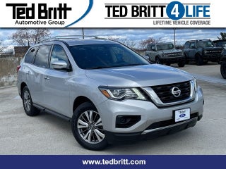 2019 Nissan Pathfinder S | Bluetooth | Dual-Zone Climate Control | 4WD