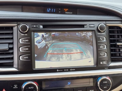 2018 Toyota Highlander Hybrid XLE | Moonroof