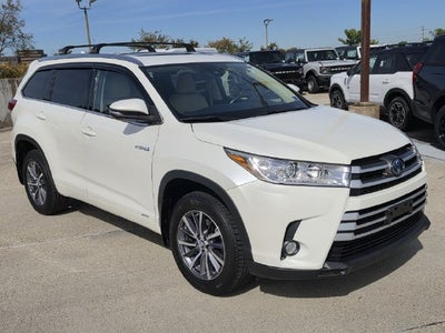 2018 Toyota Highlander Hybrid XLE | Moonroof