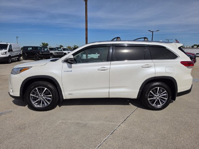 2018 Toyota Highlander Hybrid XLE | Moonroof