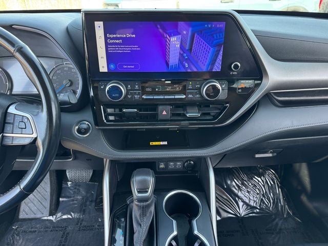 2023 Toyota Highlander Hybrid XLE