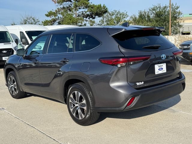 2023 Toyota Highlander Hybrid XLE