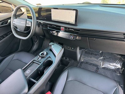 2025 Kia EV6 Light | Wireless CarPlay | Heated Seats | Navigation | A