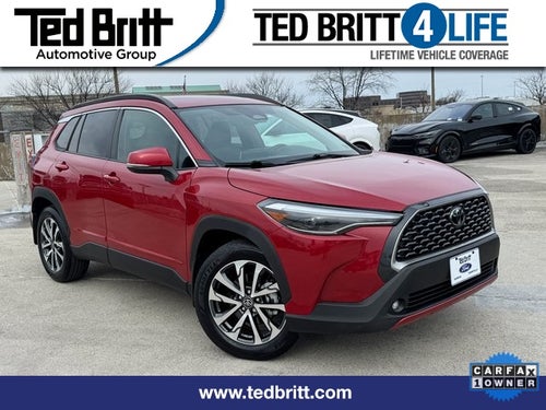 2023 Toyota Corolla Cross XLE | Moonroof | Navigation | AWD