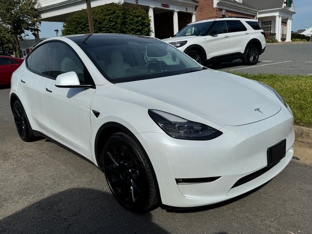2023 Tesla Model Y Long Range | Dual Motor | 3rd Row Seats