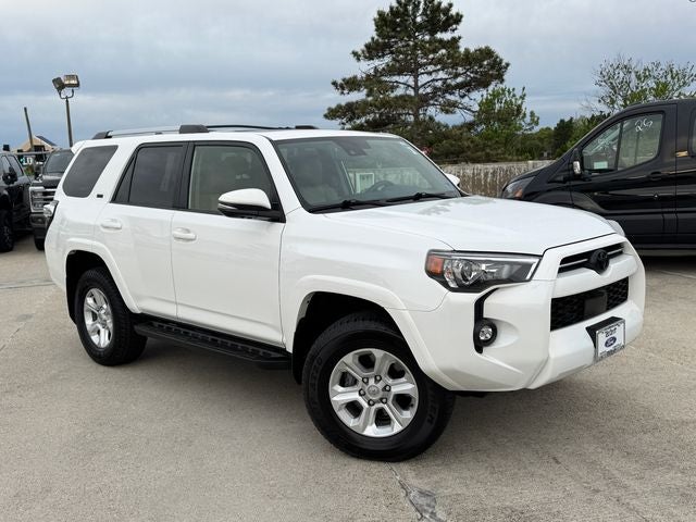 2024 Toyota 4Runner SR5 Premium | Moonroof Pkg | 3rd Row Seating | Premium Pkg