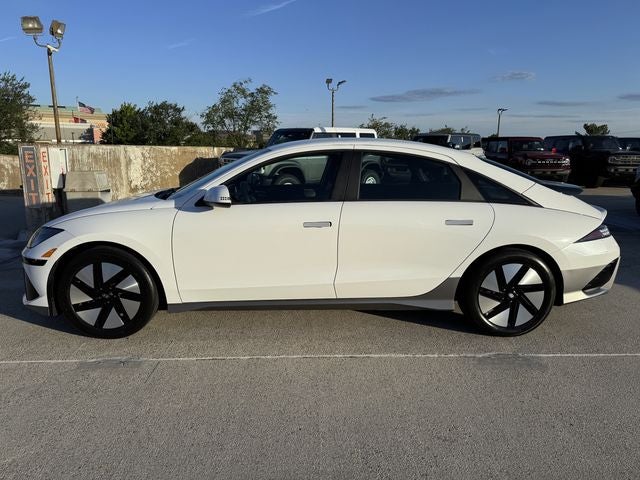 2024 Hyundai IONIQ 6 SE