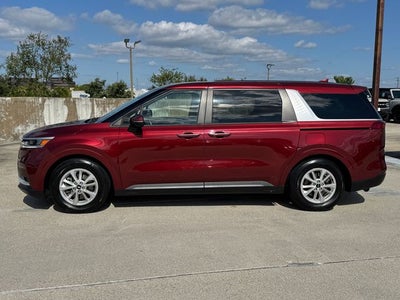 2022 Kia Carnival LXS | 8 Passenger | Heated Seats