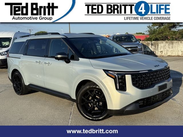 2025 Kia Carnival Hybrid SX | Pano Moonroof | Dark Edition Pkg |