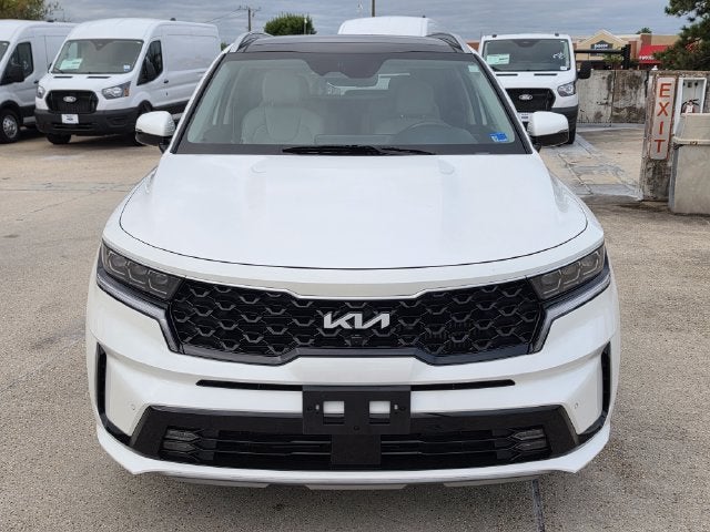 2023 Kia Sorento Plug-In Hybrid SX Prestige | Pano Roof | Nav | AWD | One Owner