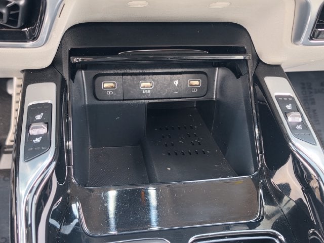 2023 Kia Sorento Plug-In Hybrid SX Prestige | Pano Roof | Nav | AWD | One Owner