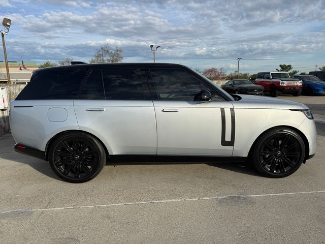 2025 Land Rover Range Rover SE | Heads Up | Shadow Pkg | Cold Pkg