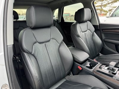 2024 Audi Q5 45 S line Premium quattro