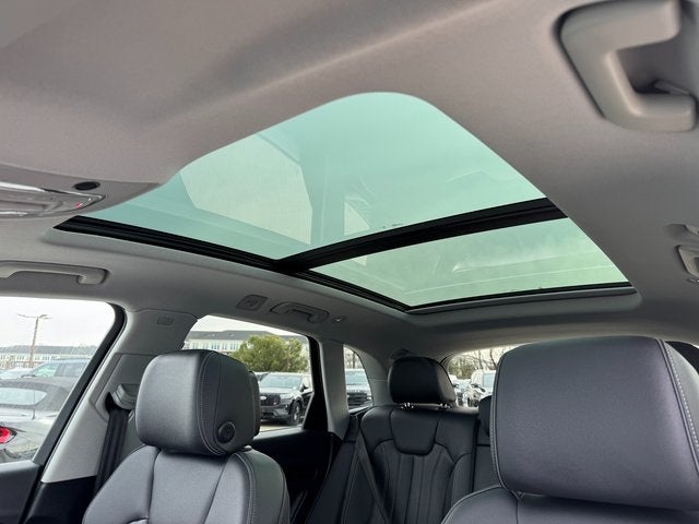 2024 Audi Q5 45 S line Premium quattro