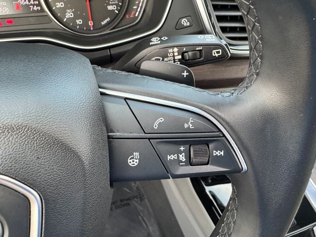 2022 Audi Q5 45 S line Premium quattro