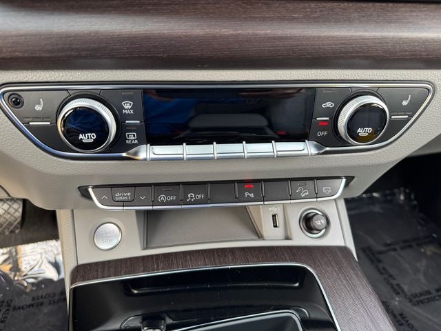 2022 Audi Q5 45 S line Premium quattro