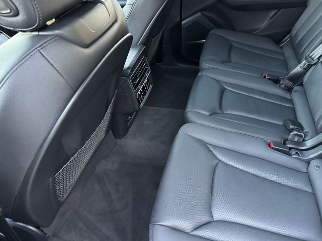 2023 Audi Q7 55 Prestige quattro