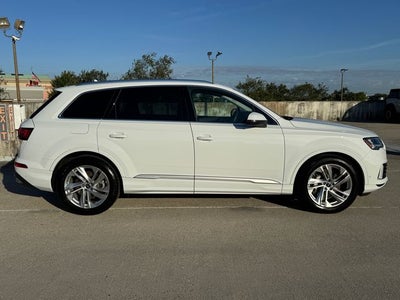 2023 Audi Q7 55 Prestige quattro