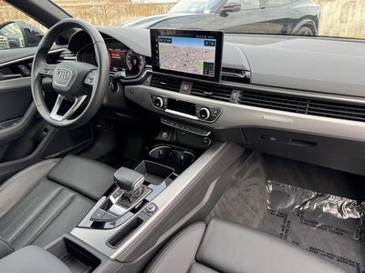 2023 Audi A4 45 S line Prestige quattro