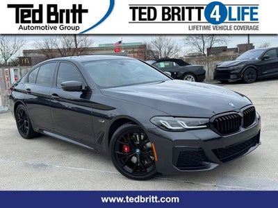 2023 BMW 5 Series 530e iPerformance | Moonroof | Navigation | M Sport Pkg.