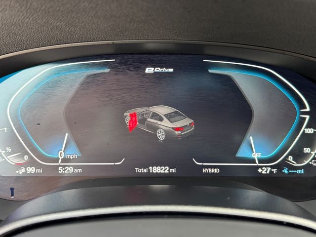 2023 BMW 5 Series 530e iPerformance | Moonroof | Navigation | M Sport Pkg.