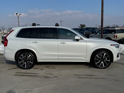 2020 Volvo XC90 T6 Momentum | Navigation | Pano Moonroof | AWD