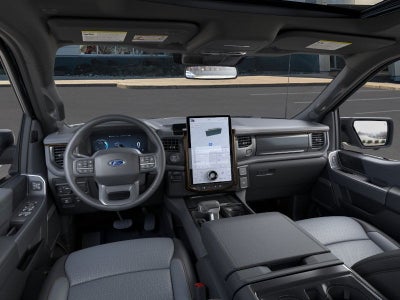 2025 Ford F-150 Lightning Lariat®