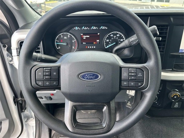 2025 Ford F-600SD XLT