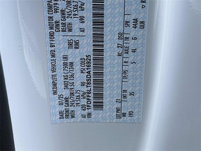 2025 Ford F-600SD XLT