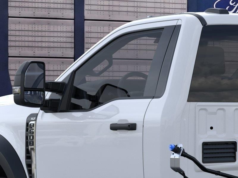 2026 Ford F-600SD XLT
