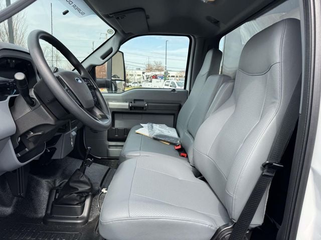 2026 Ford F-650SD Base DRW