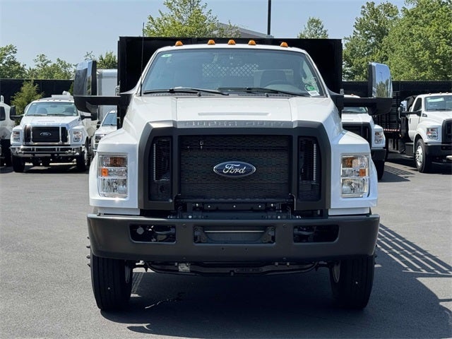 2026 Ford F-750SD Base