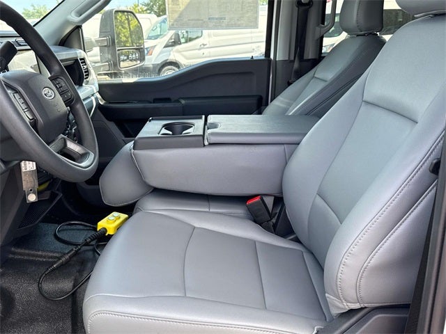 2025 Ford F-550SD XL DRW