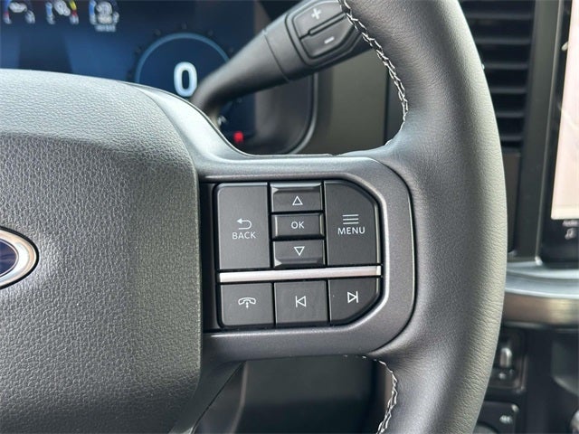 2025 Ford F-550SD Lariat DRW