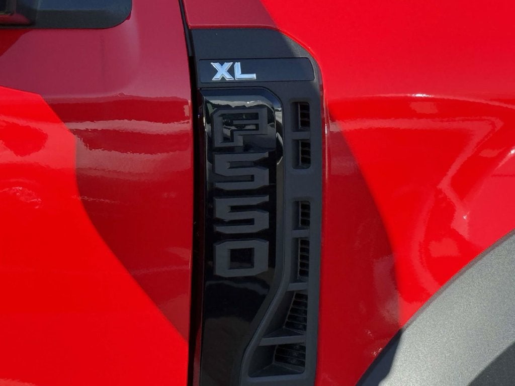 2027 Ford F-550SD XL DRW