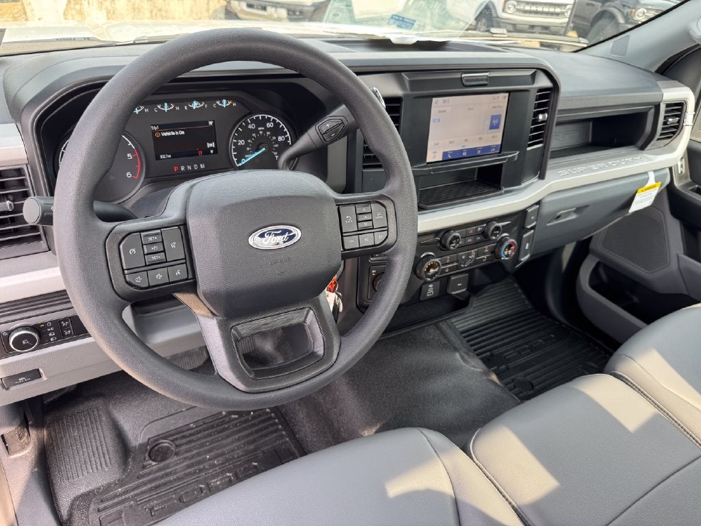 2026 Ford F-450SD DRW