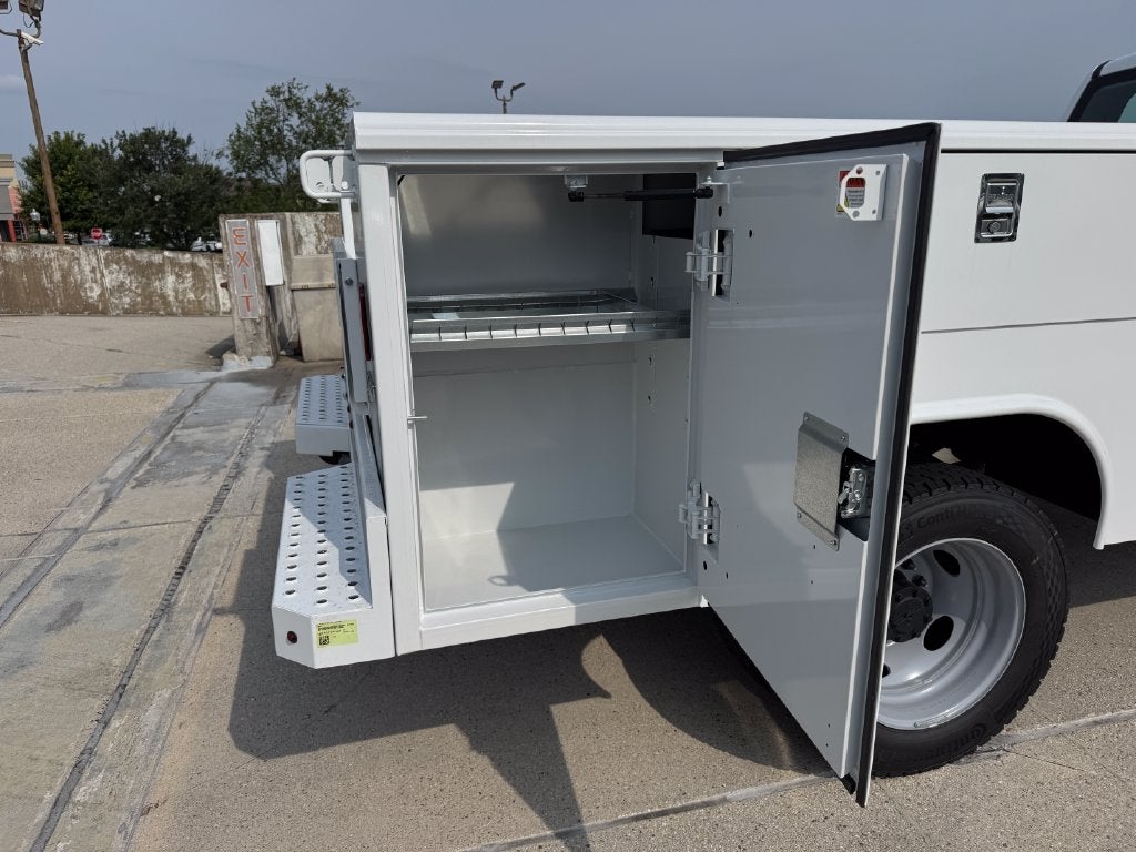 2026 Ford F-450SD DRW