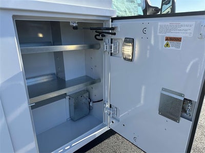 2025 Ford E-350SD Base Cutaway